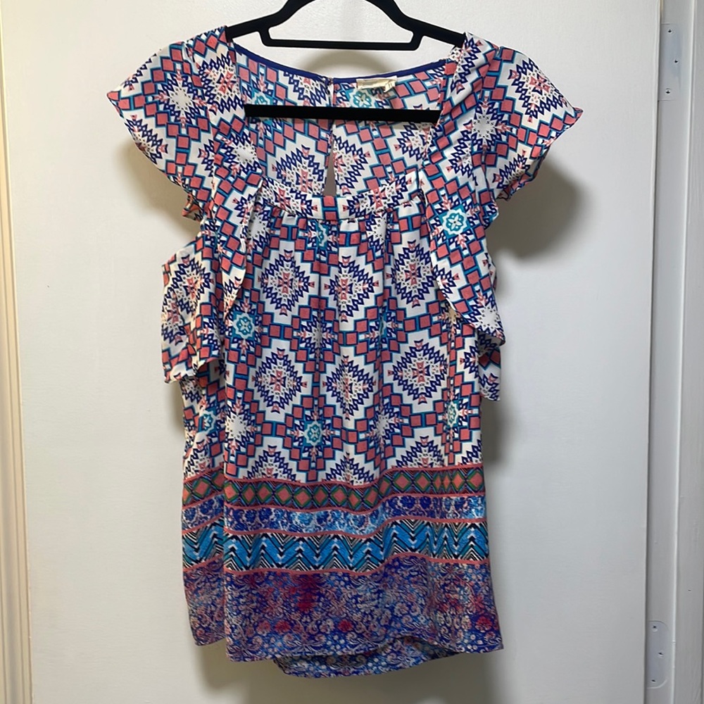 Women’s Meadow Rue top size 6